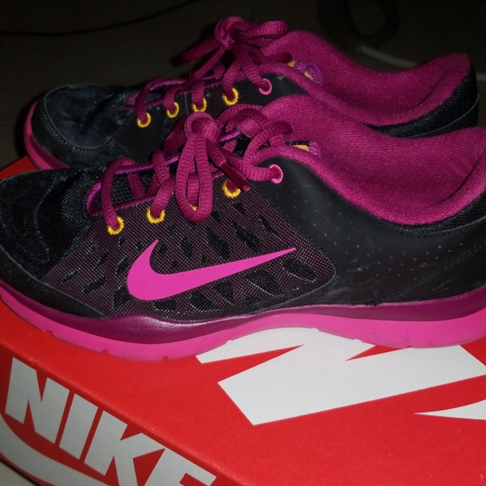 Nike Sneakers